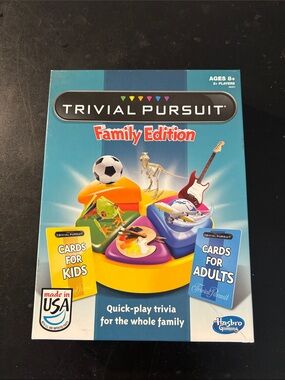 Hasbro Trivial Pursuit Family Edition - Blue